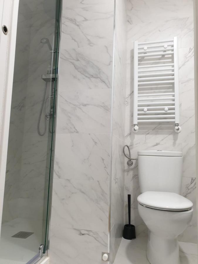 Norte Oviedo Rooms Madrid Extérieur photo