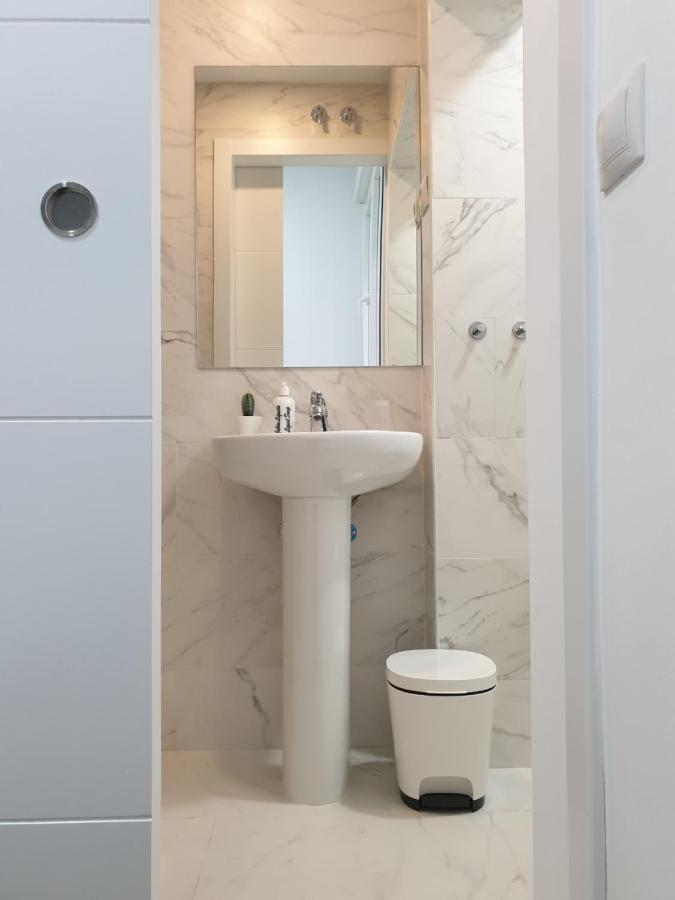 Norte Oviedo Rooms Madrid Extérieur photo