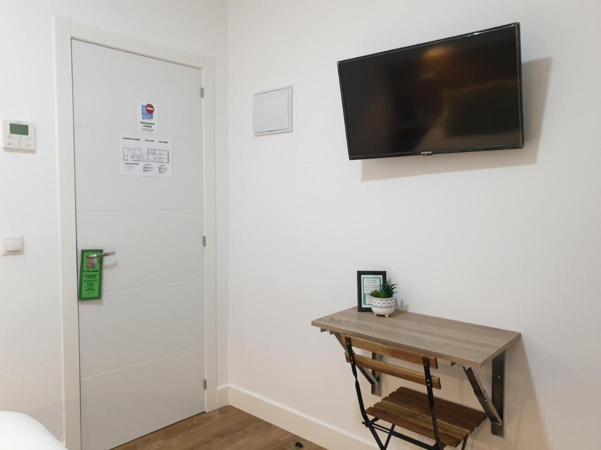 Norte Oviedo Rooms Madrid Extérieur photo