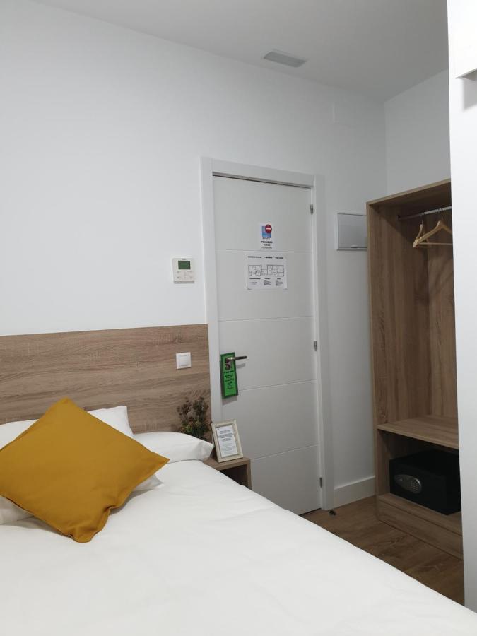 Norte Oviedo Rooms Madrid Extérieur photo